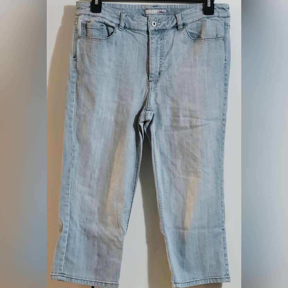 Chico's Light Blue Relaxed Jeans